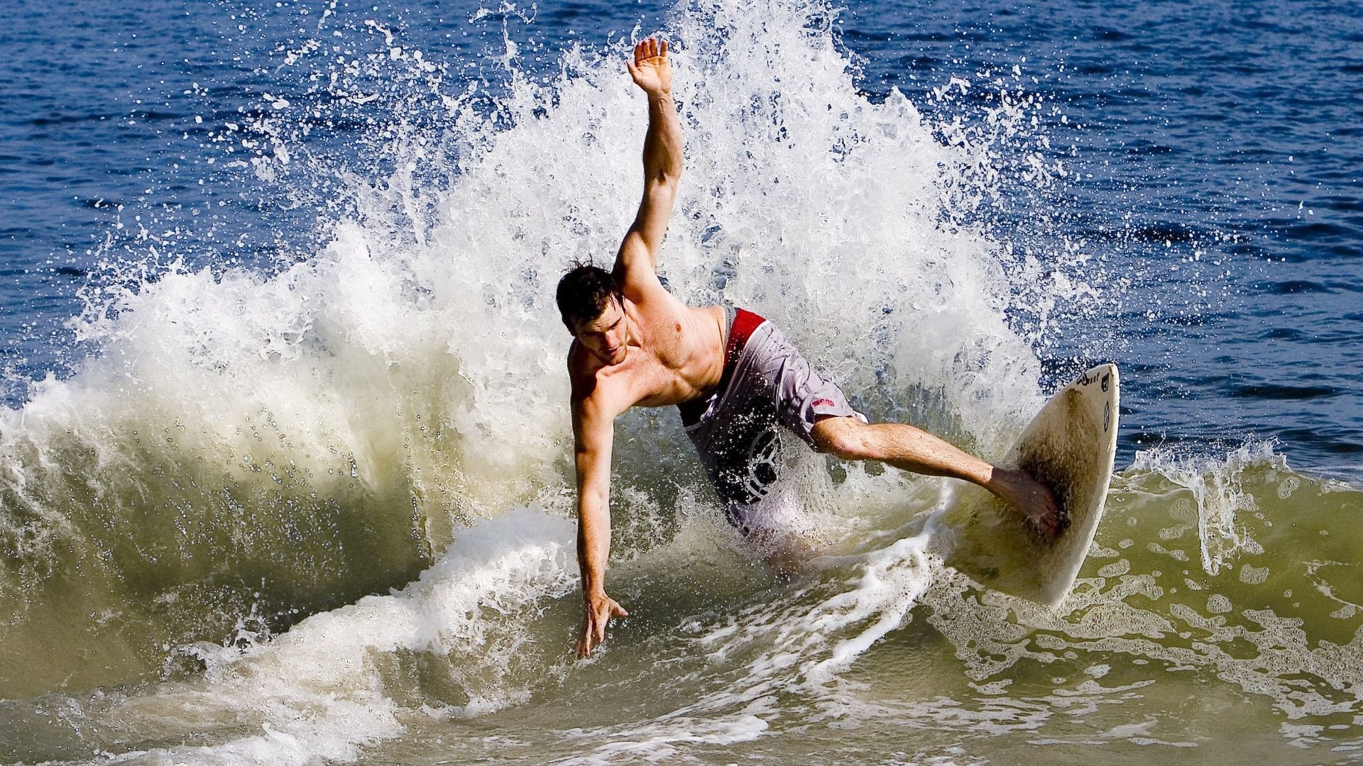 _明星运动员传授秘籍：训练、心态和赛场应变_，谈运动员明星化